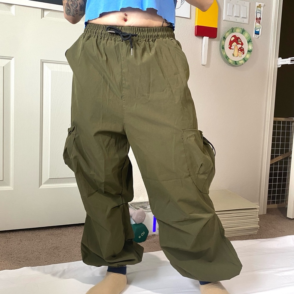 Nightbell (YesStyle) Army Green Cargo Harem Pants with drawstrings
